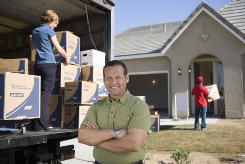 Commercial moving van service for Crystal Palace businesses