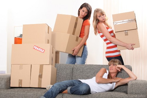 Removal van transport for household and business items around Crystal Palace